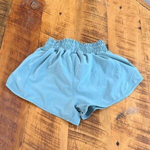 lululemon athletica Light Blue Athletic Shorts 2.5 inseam hotty hot high rise